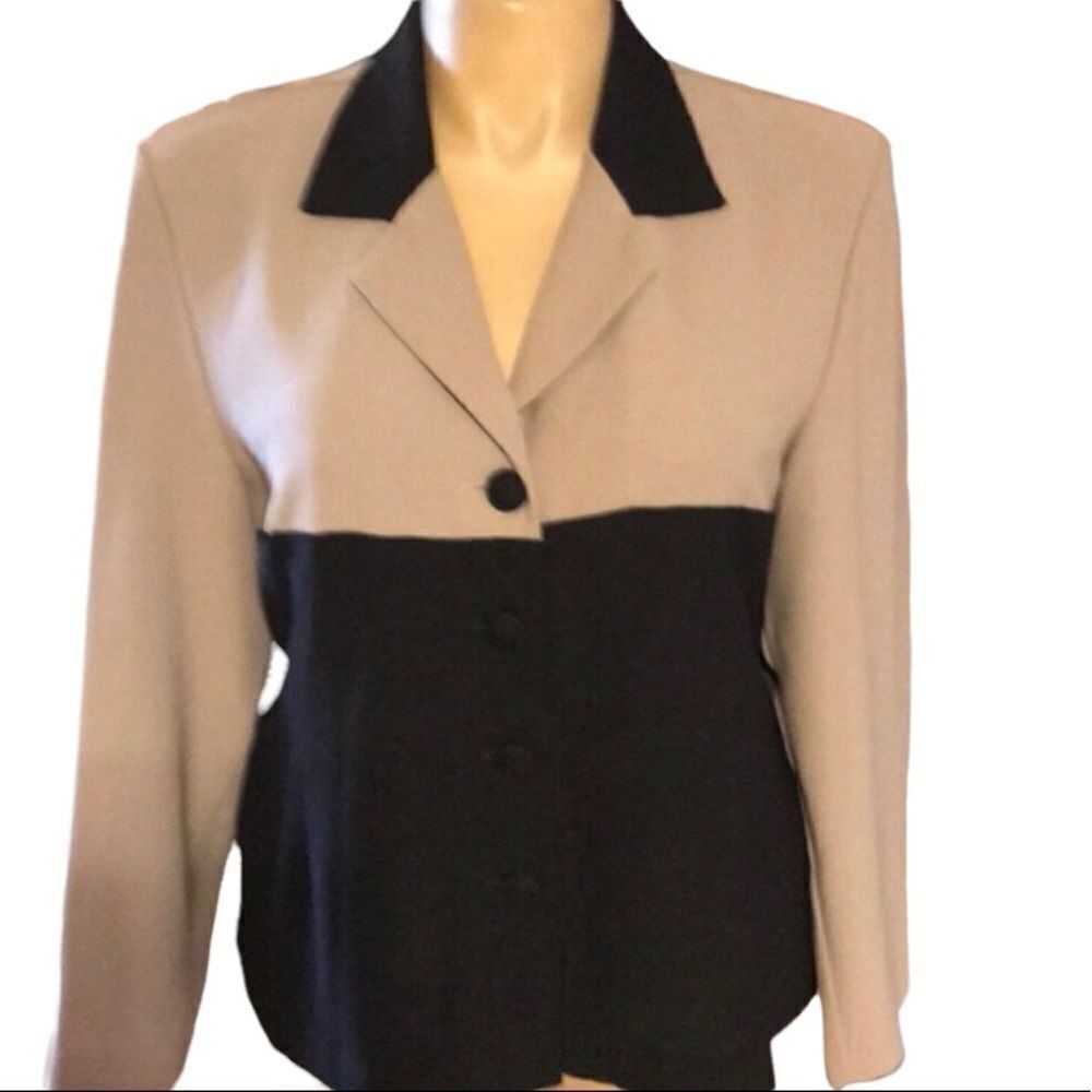 Ellen Figg Lightweight Jacket/Top Size 16